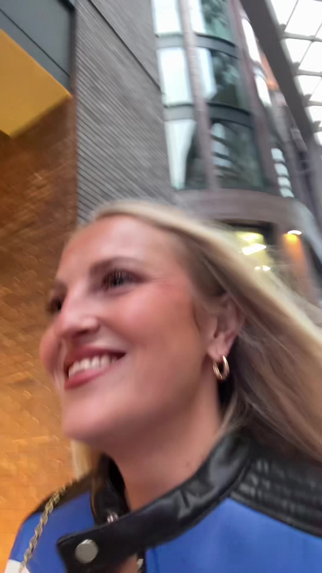 @dumbblondediary