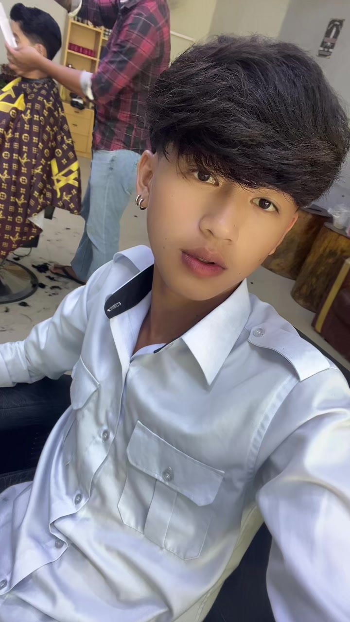 @ប្រដាប់ស្រឡាញ់🤨