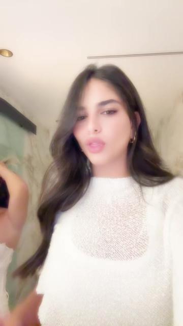 @Gi