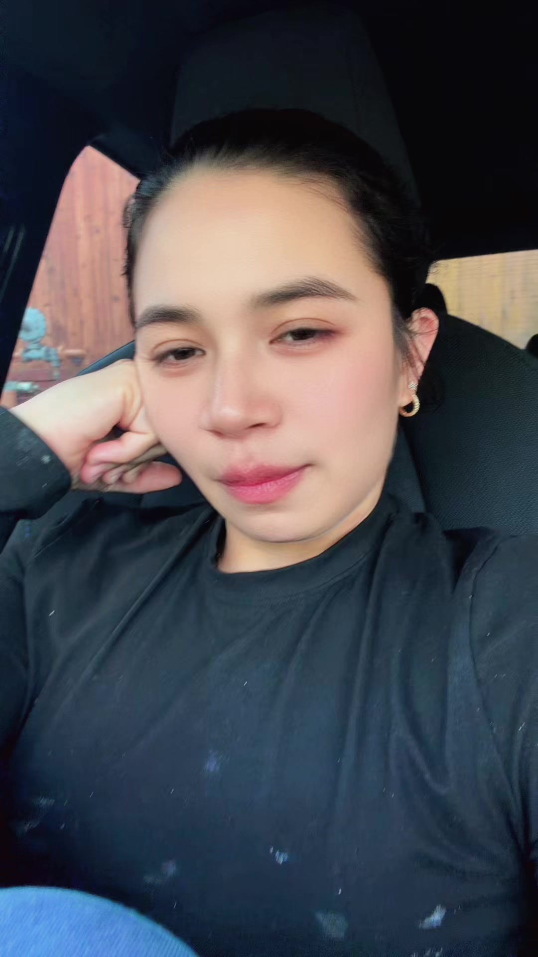 @Alejita25