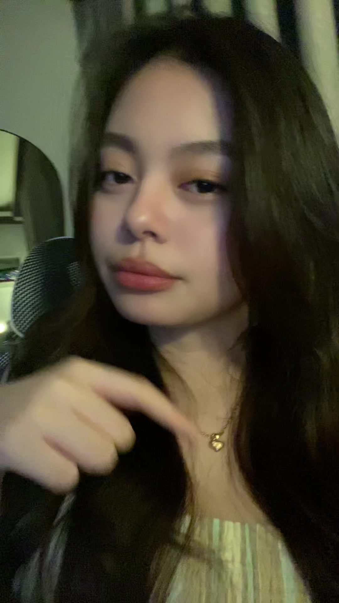 @RIA:>