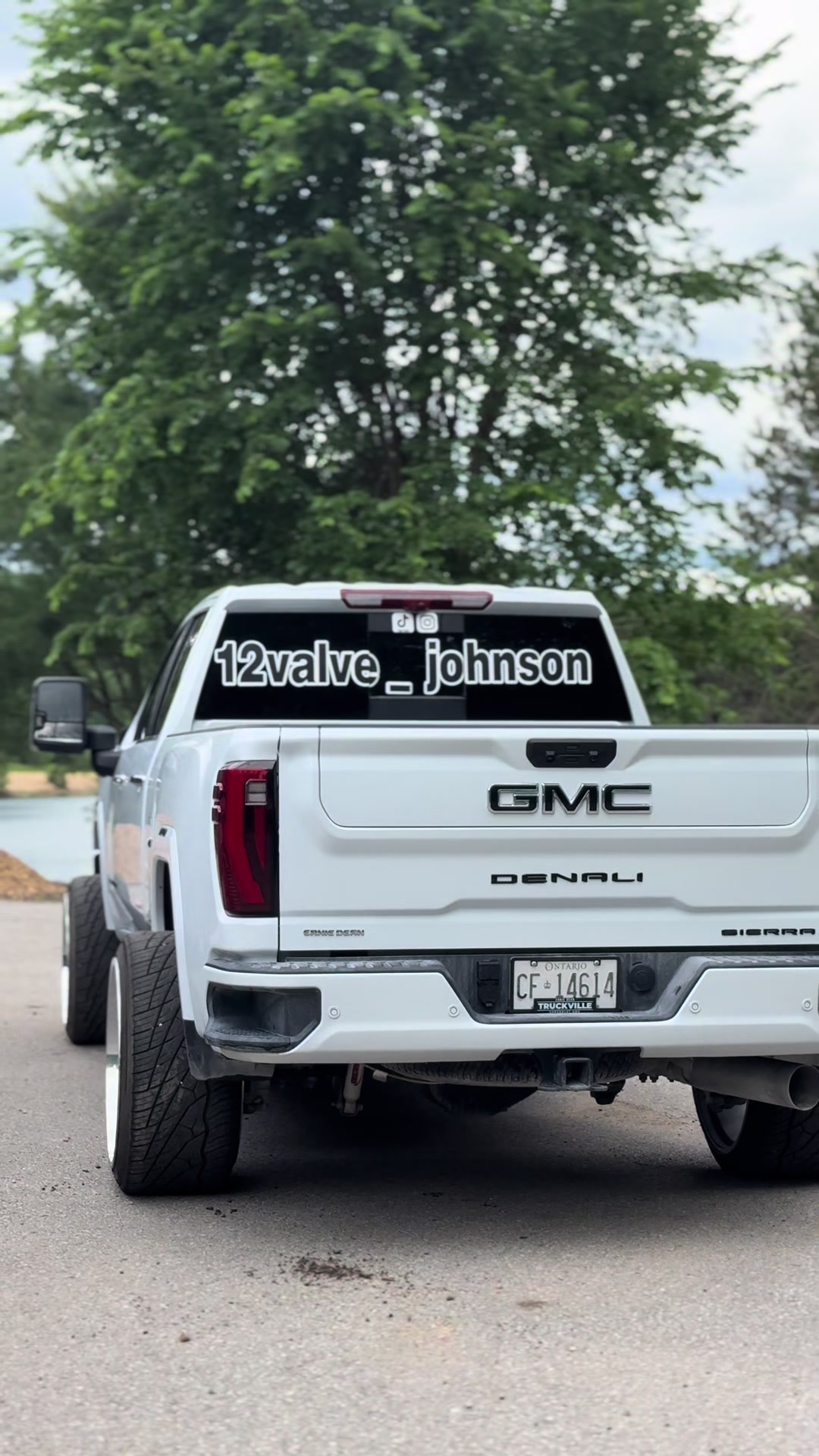 @12valvejohnson