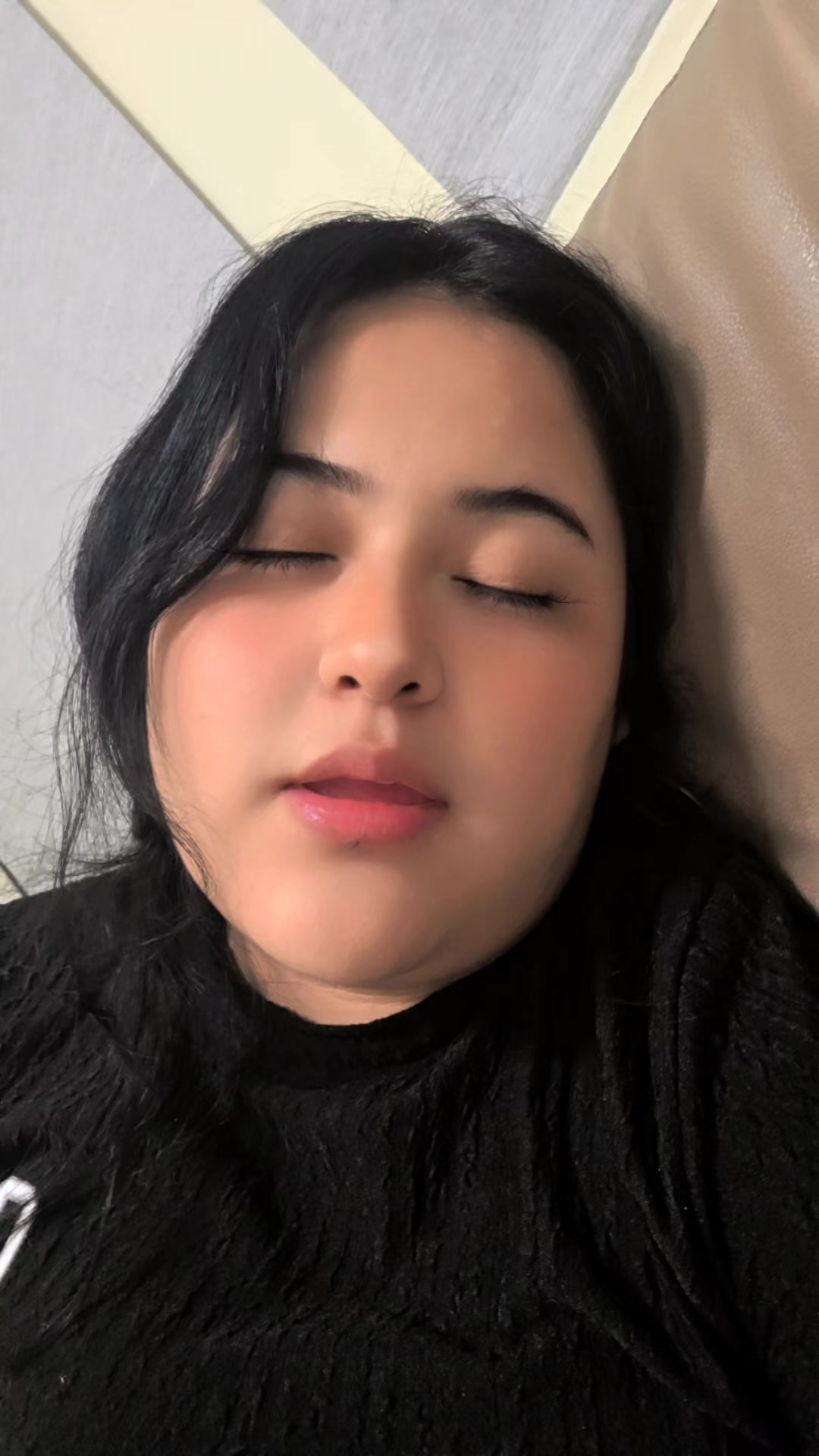 @Lucero Flores22