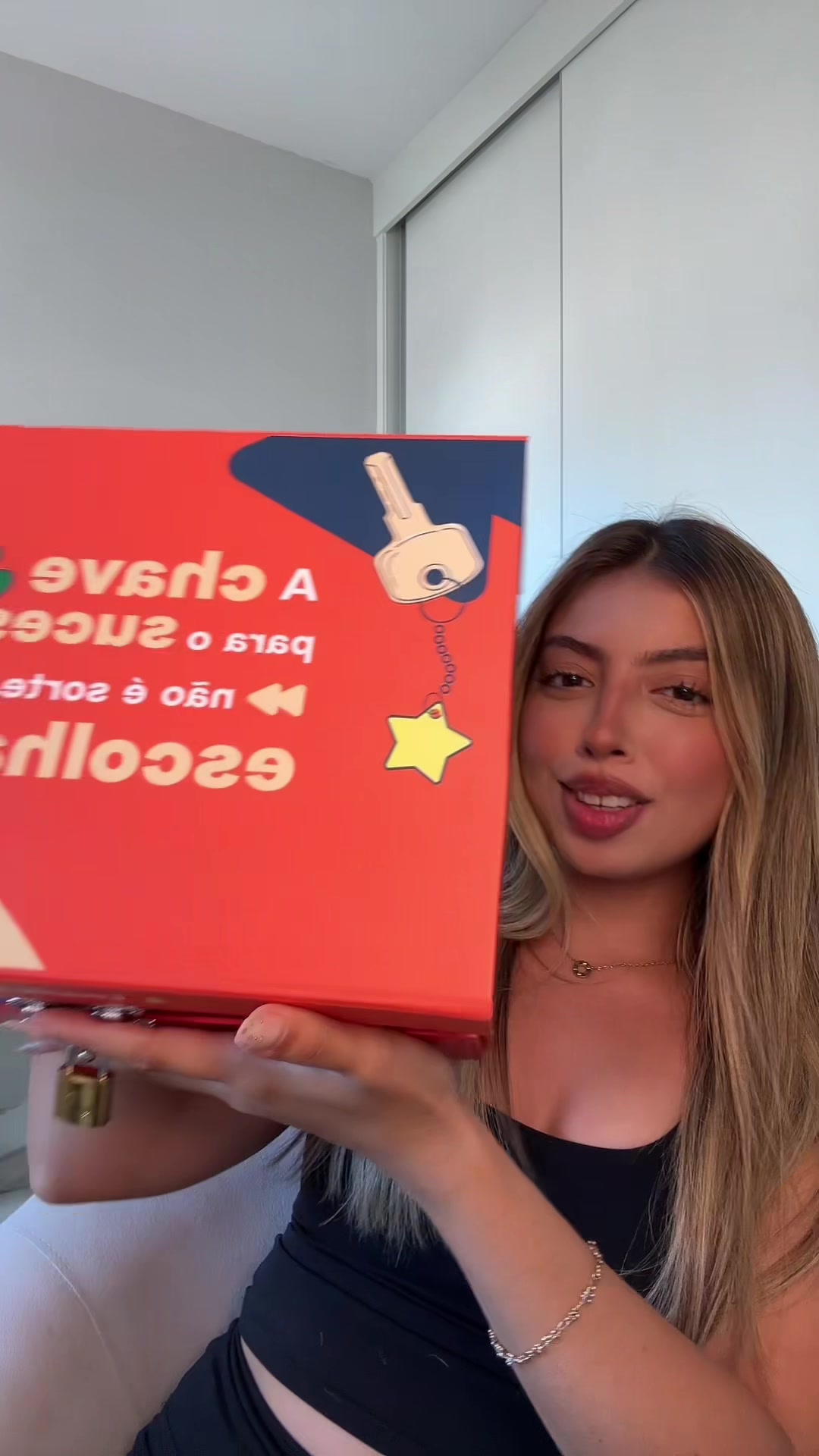 @Amanda M. Moura