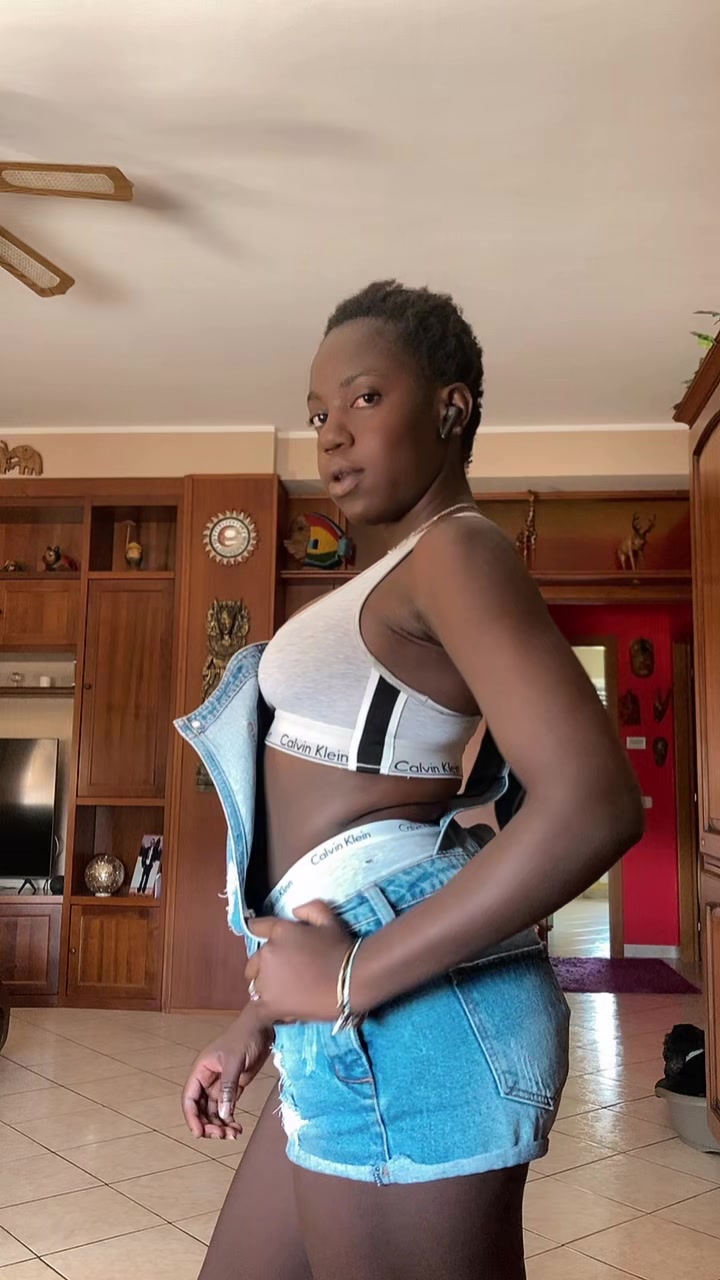 @_blaackbarbiee_