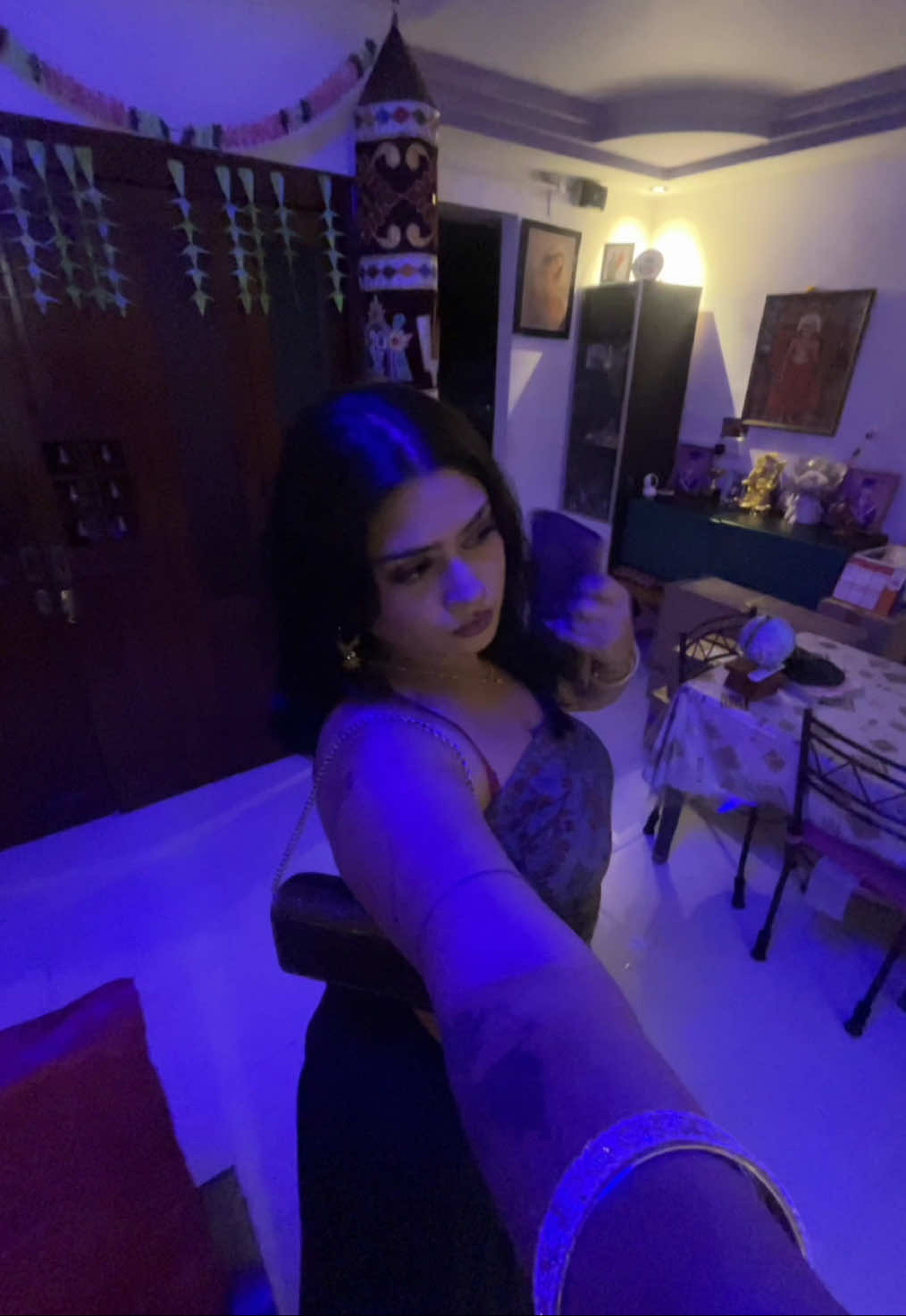 @lara ⚚