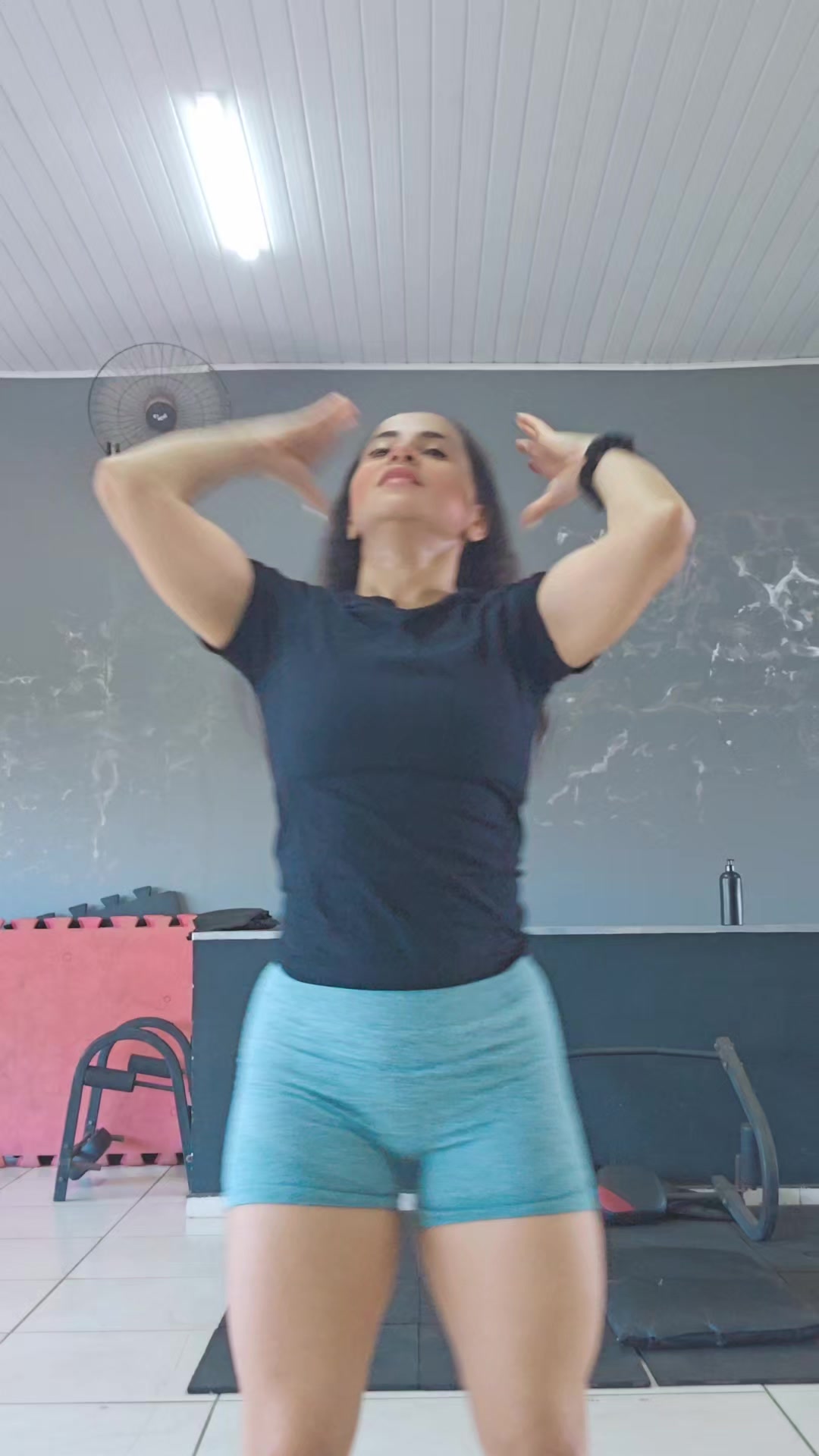 @Alessandra Marques