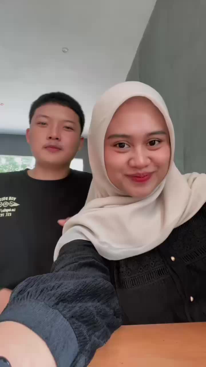@tsaniacantik