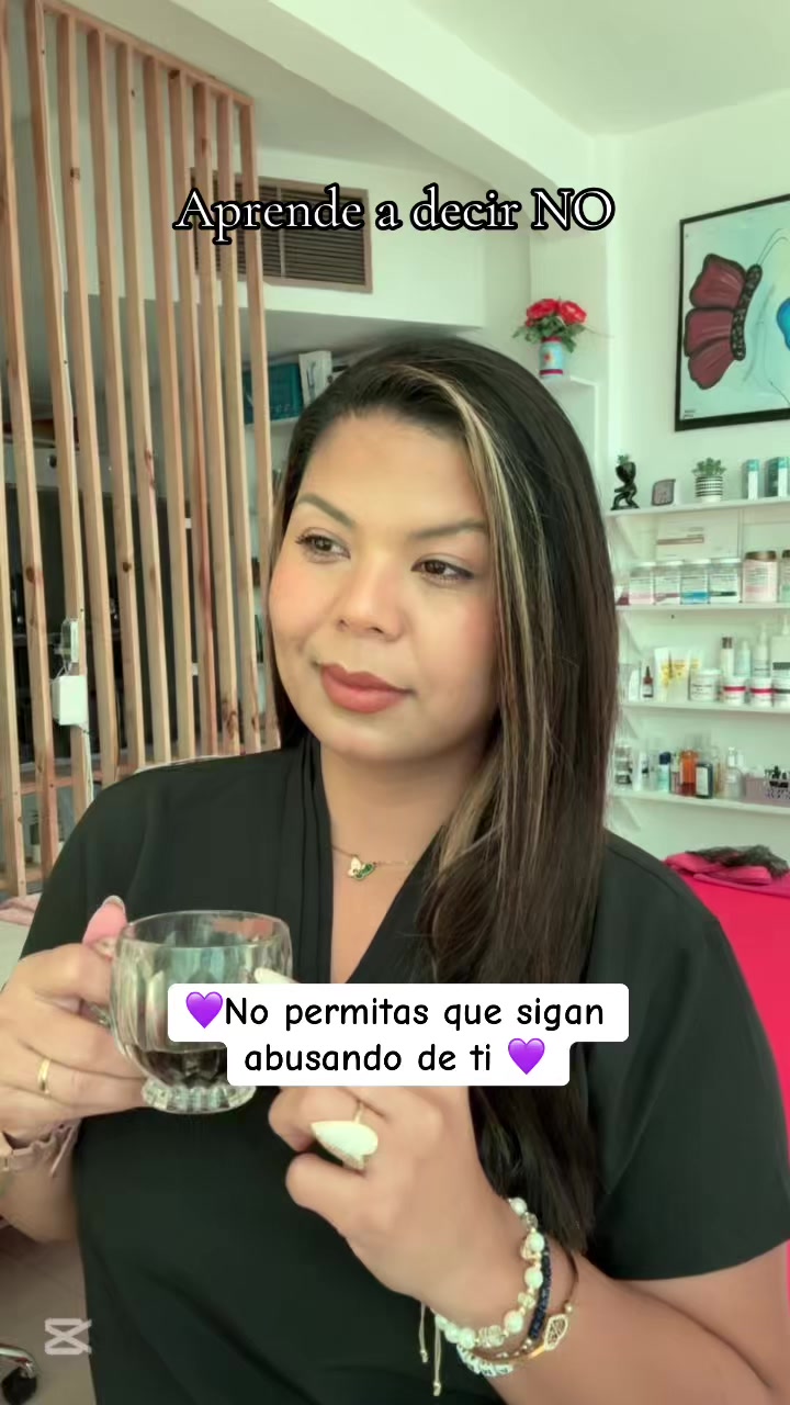 @Leonela Bello🎀
