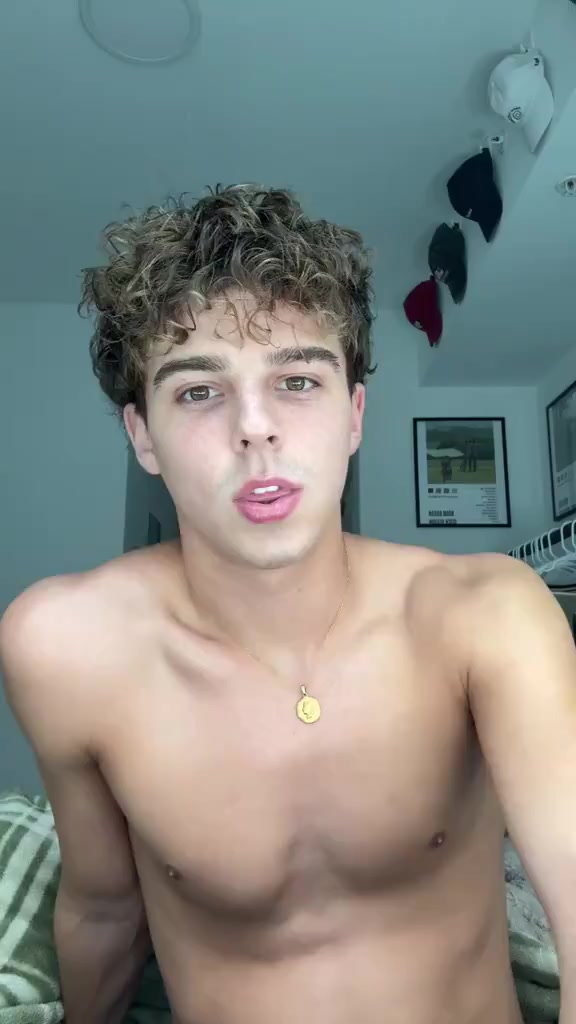 @Twinkboy