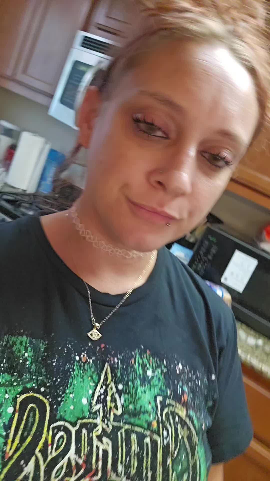 @Cemetery_queen559