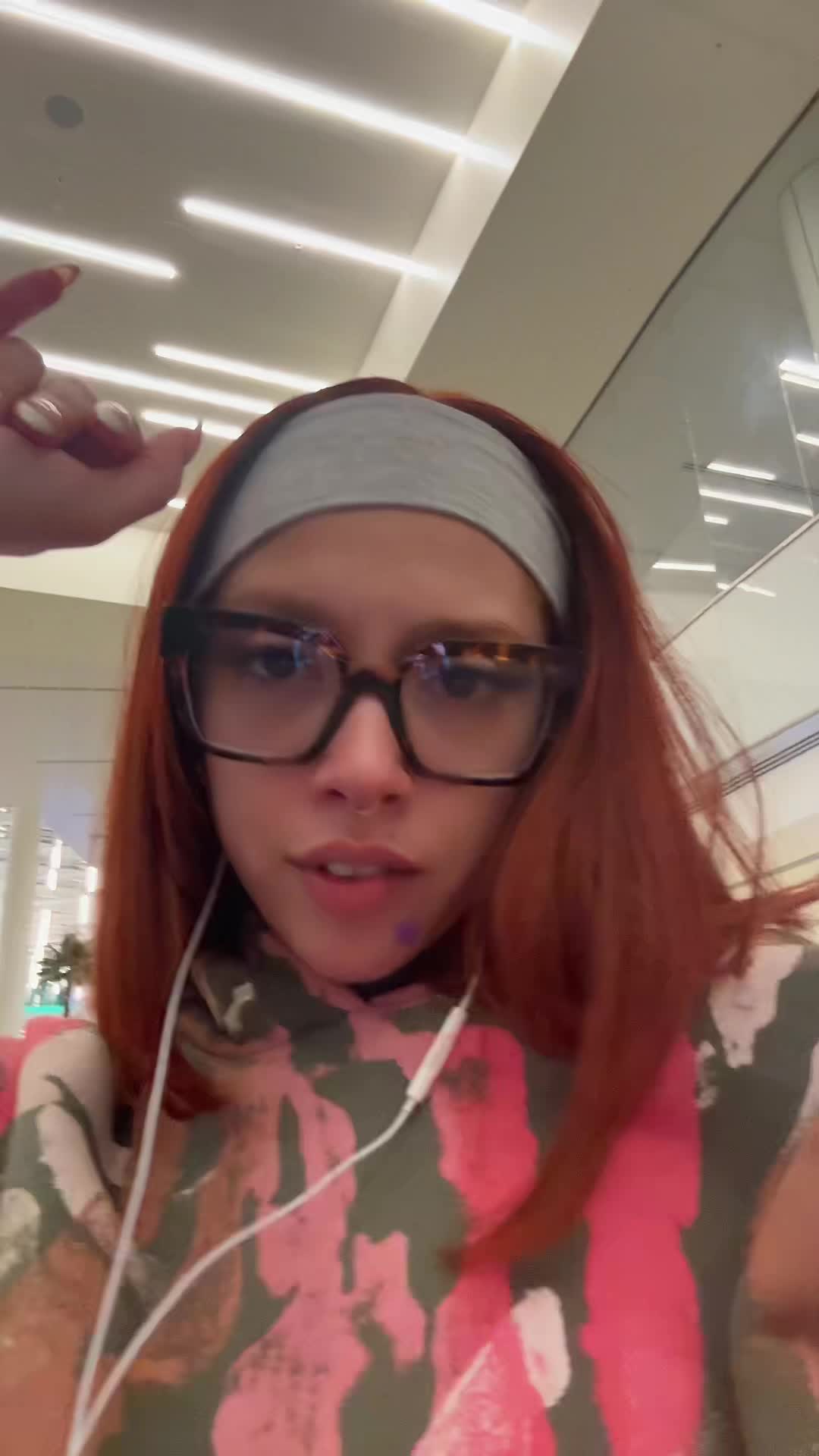 @zyrenid