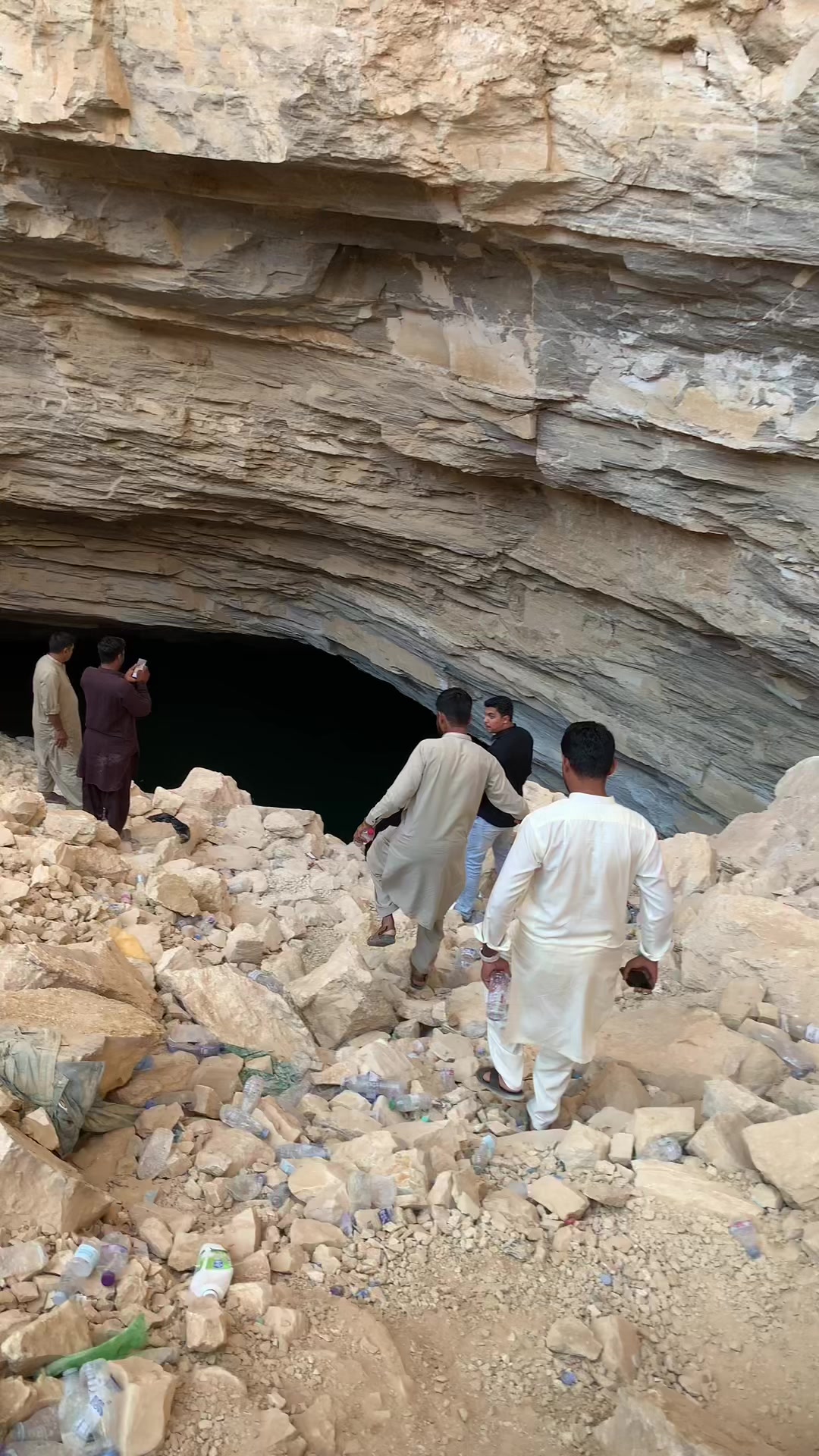 @محمد عباس