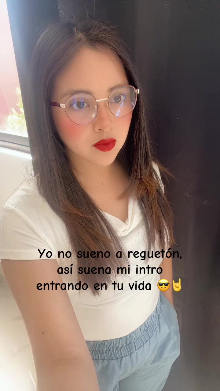 @Daniela✨