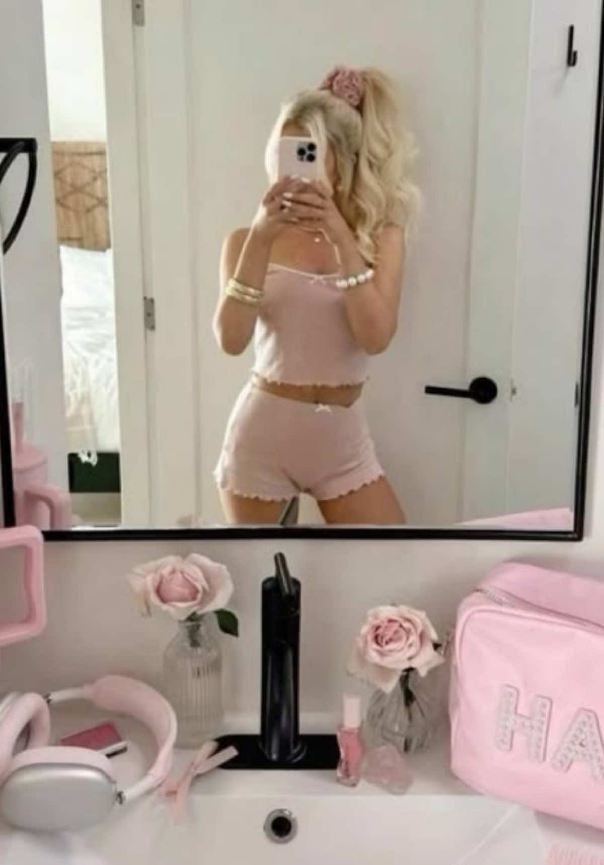 @annajakee 🎀