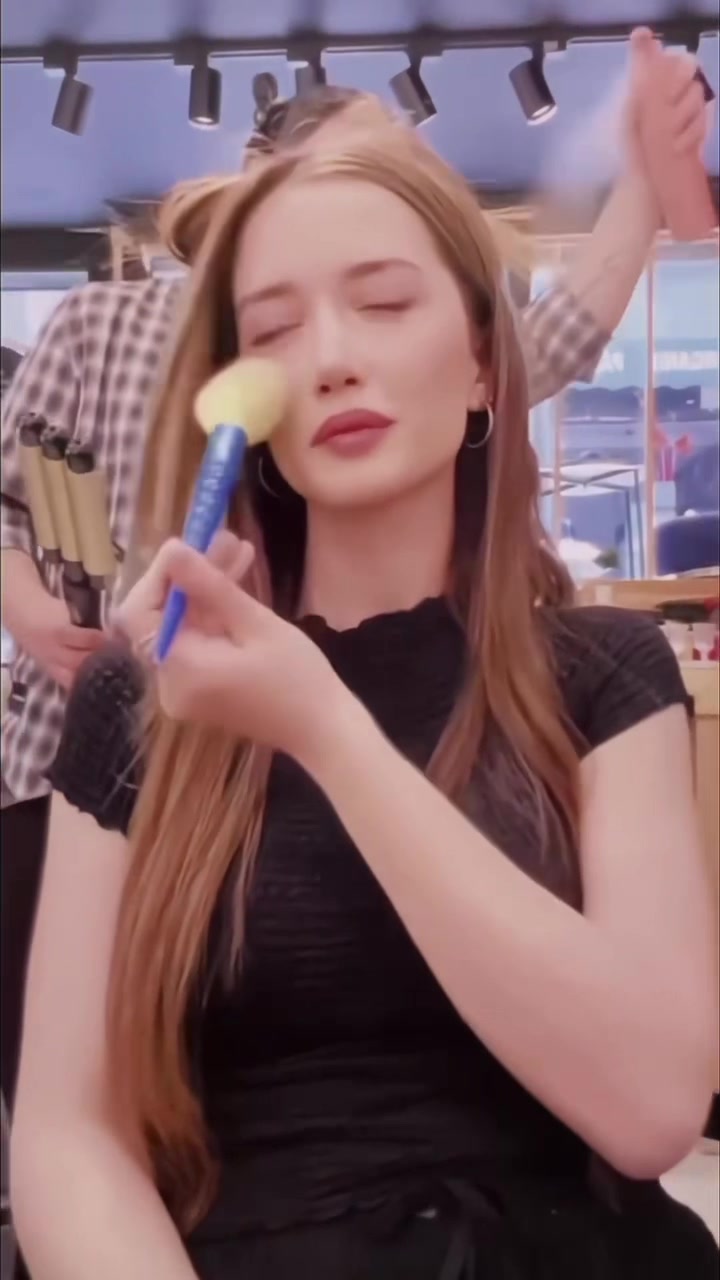 @๐ฐ๐๐๐ ๐๐๐๐ซ