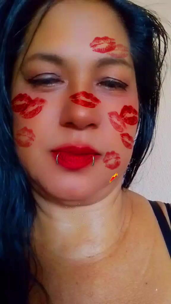 @Soy tu hembra .traviesa😋