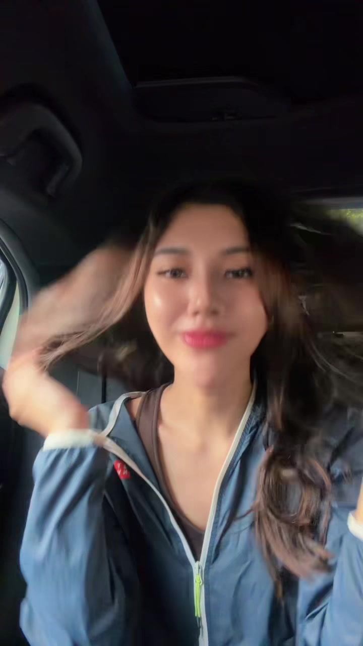 @Godissz