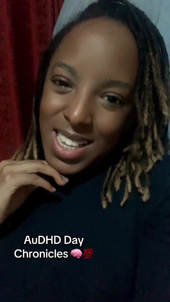 @Bosi THE Kenyan Autie💄💋