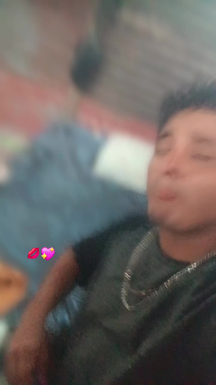 @Cris(:💙Pérez(:✅