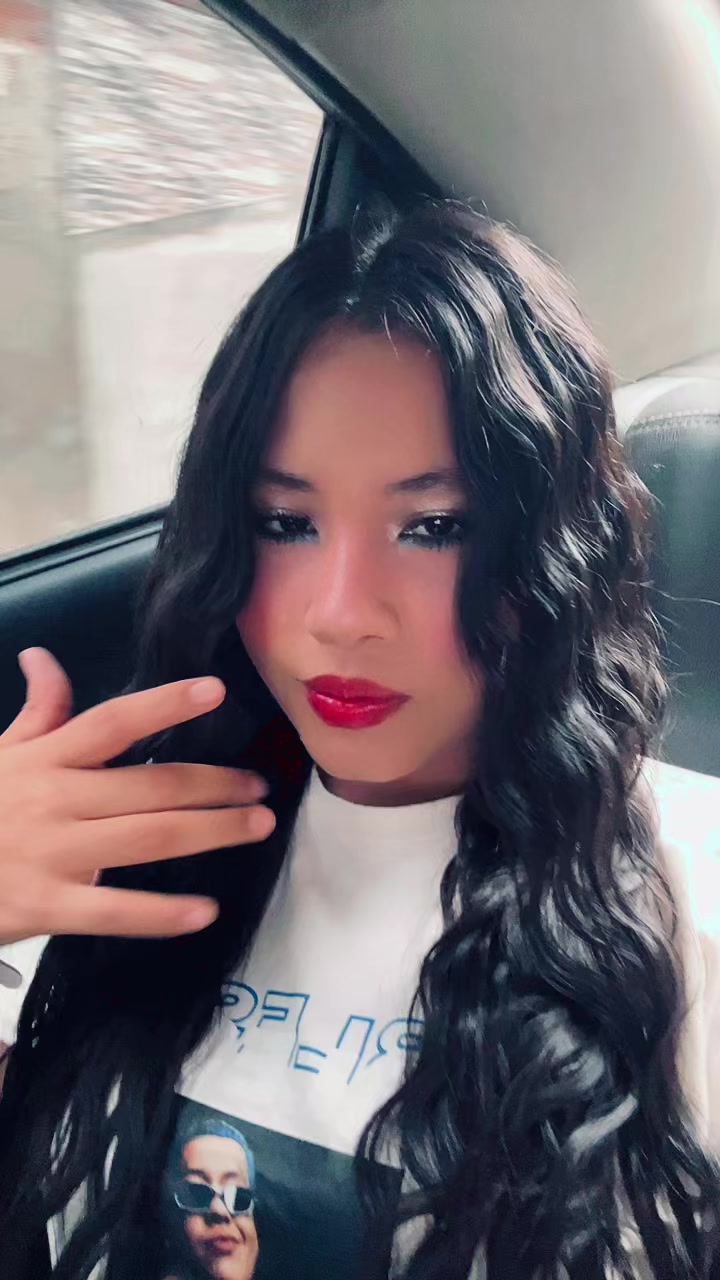 @Ximena 🦋