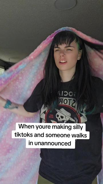 @Ⓕⓔⓝⓝⓔⓒ