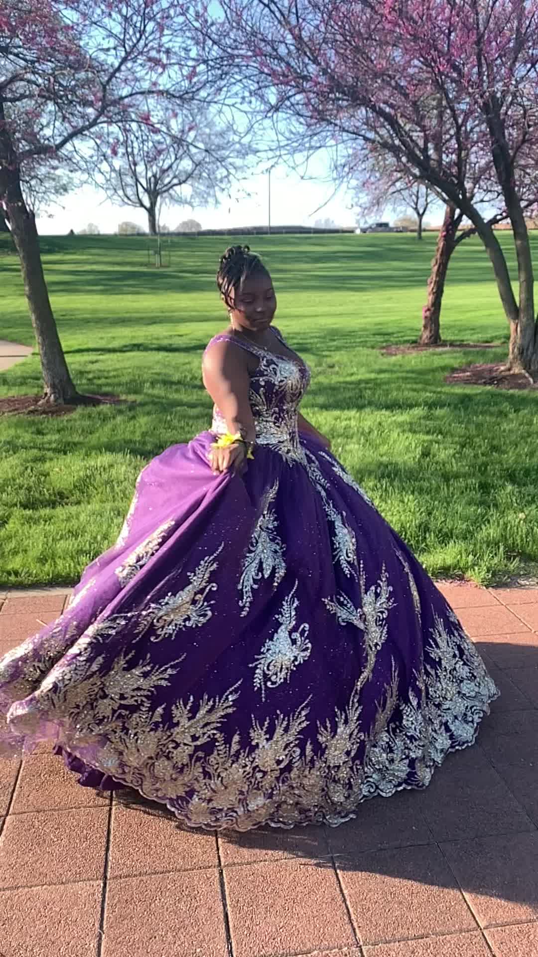 @JUICYYYTOYA