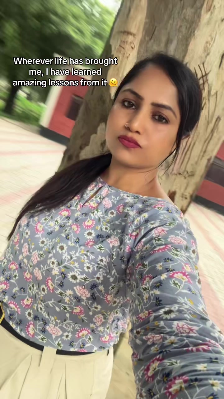 @Rambha Jha 👑