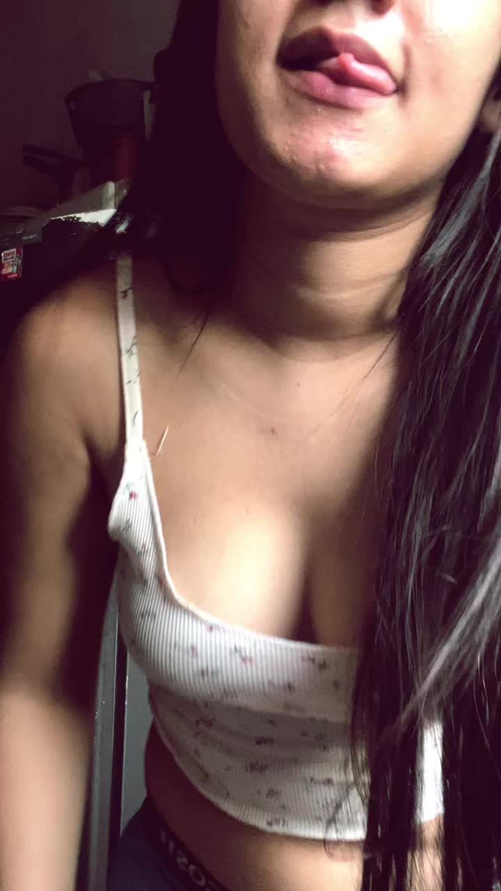 @ANINHA•๐