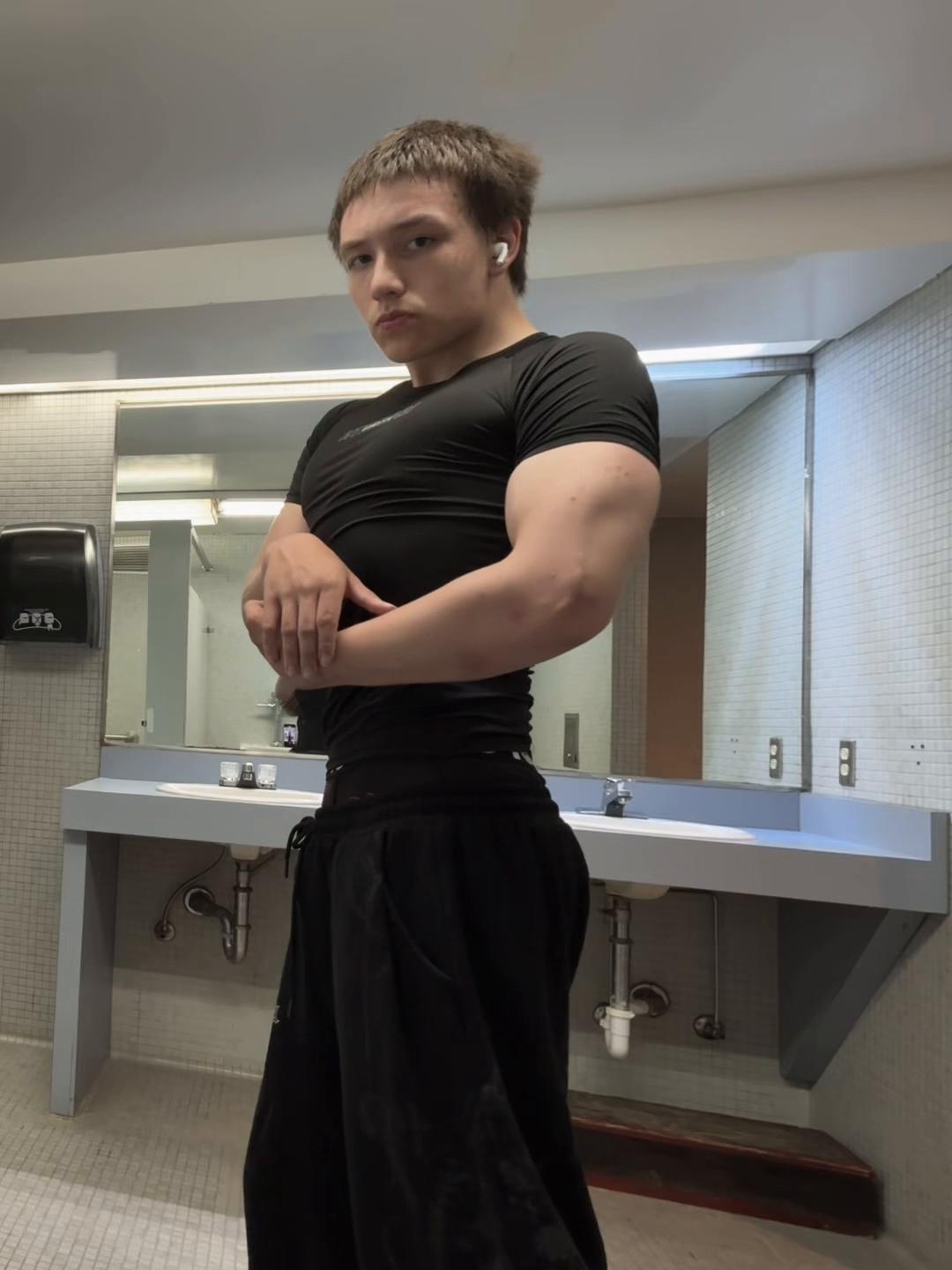 @D