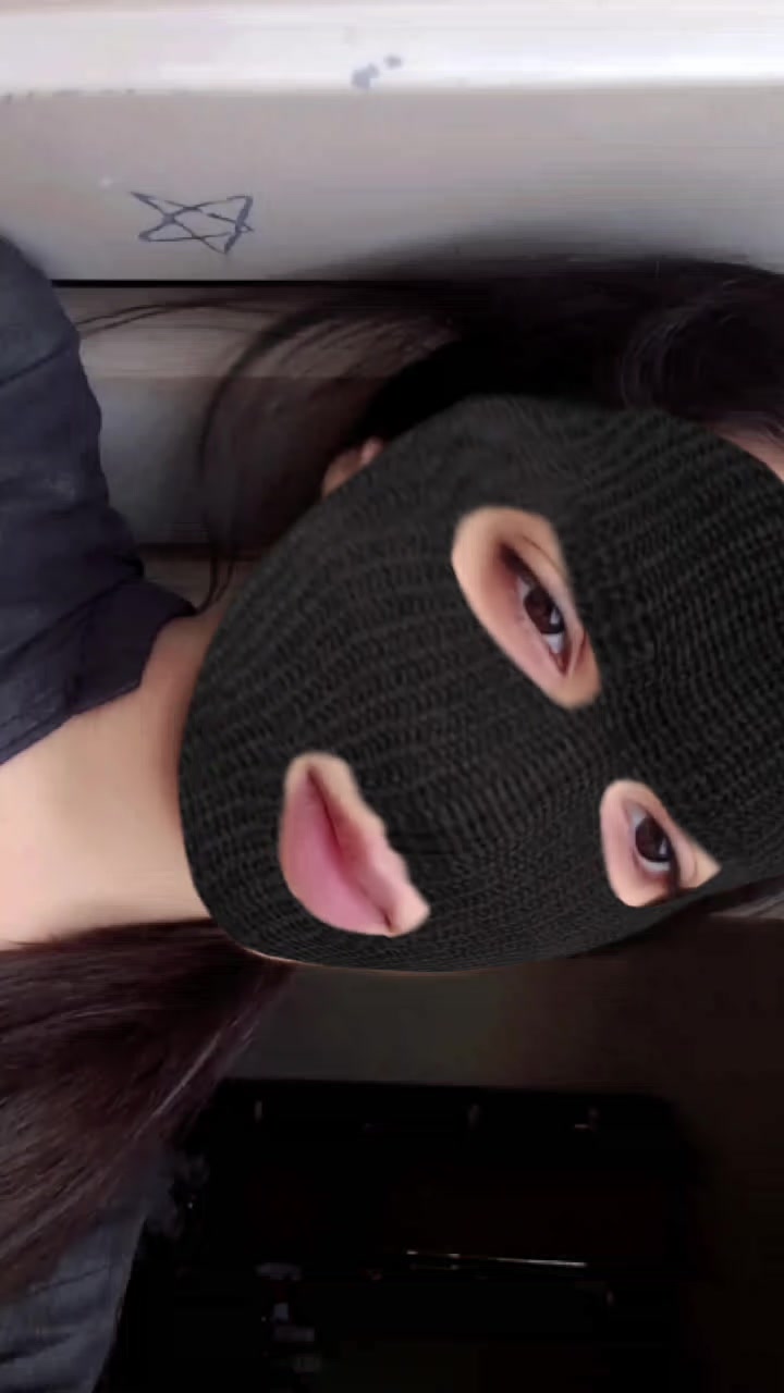 @<s🫠T>