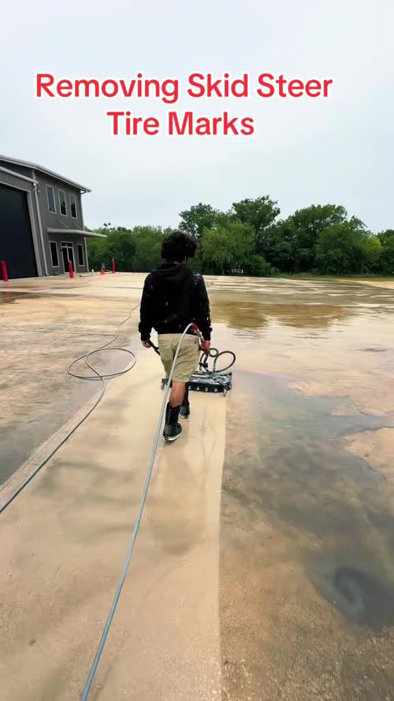 @Dannys Power Washing LLC