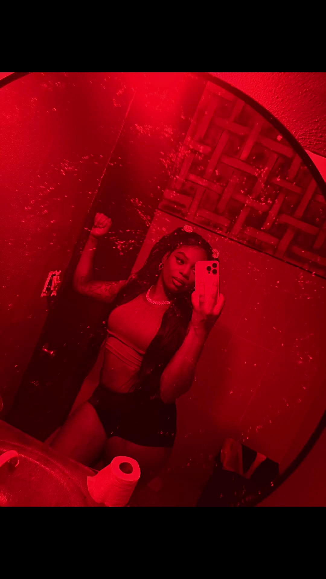 @Lickmy_chocolate28