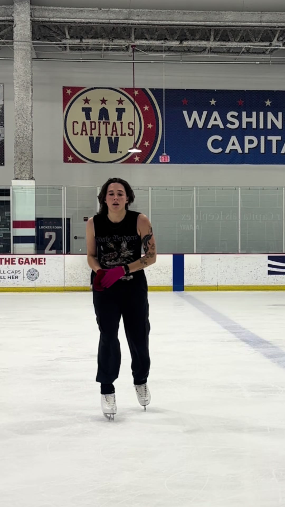 @Eileen 🏳️🌈⛸️ (they/them)