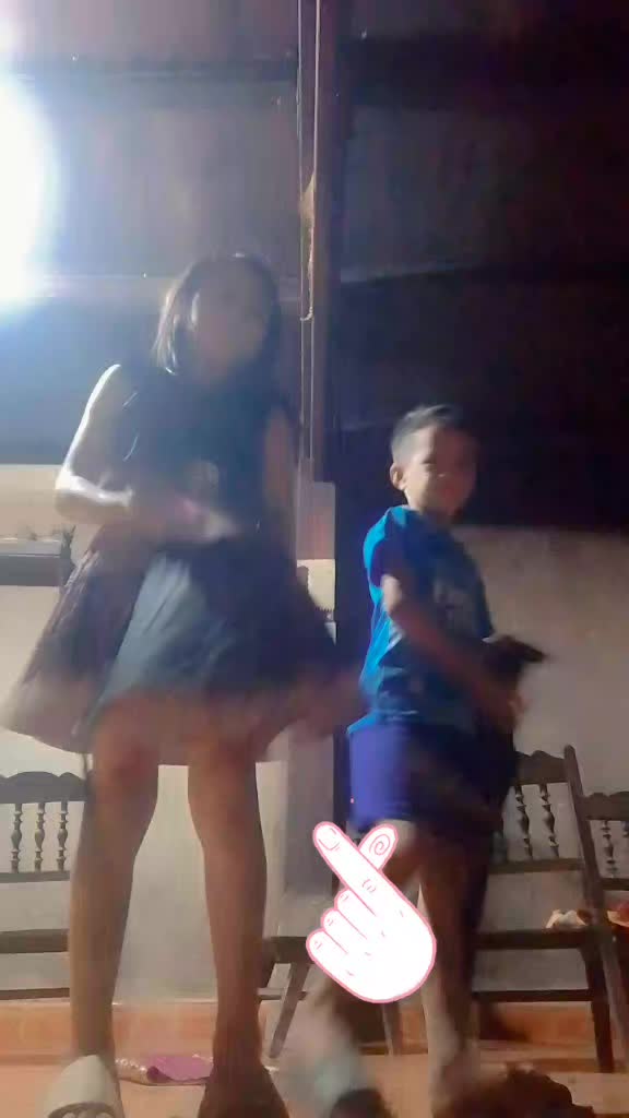 @sáng