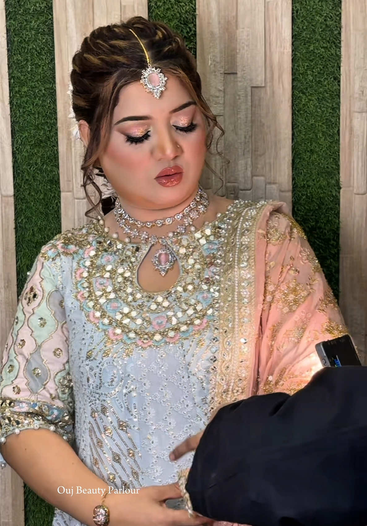 @oujbeautyparlour