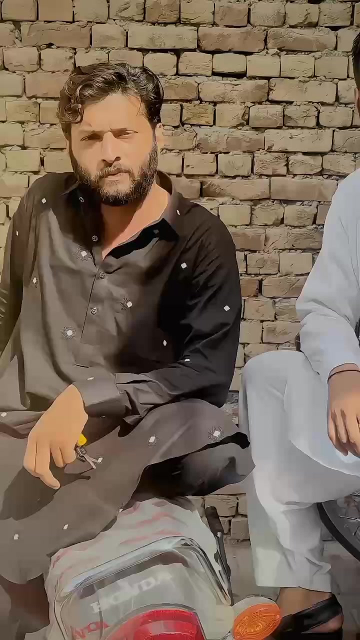 @khaber qureshi