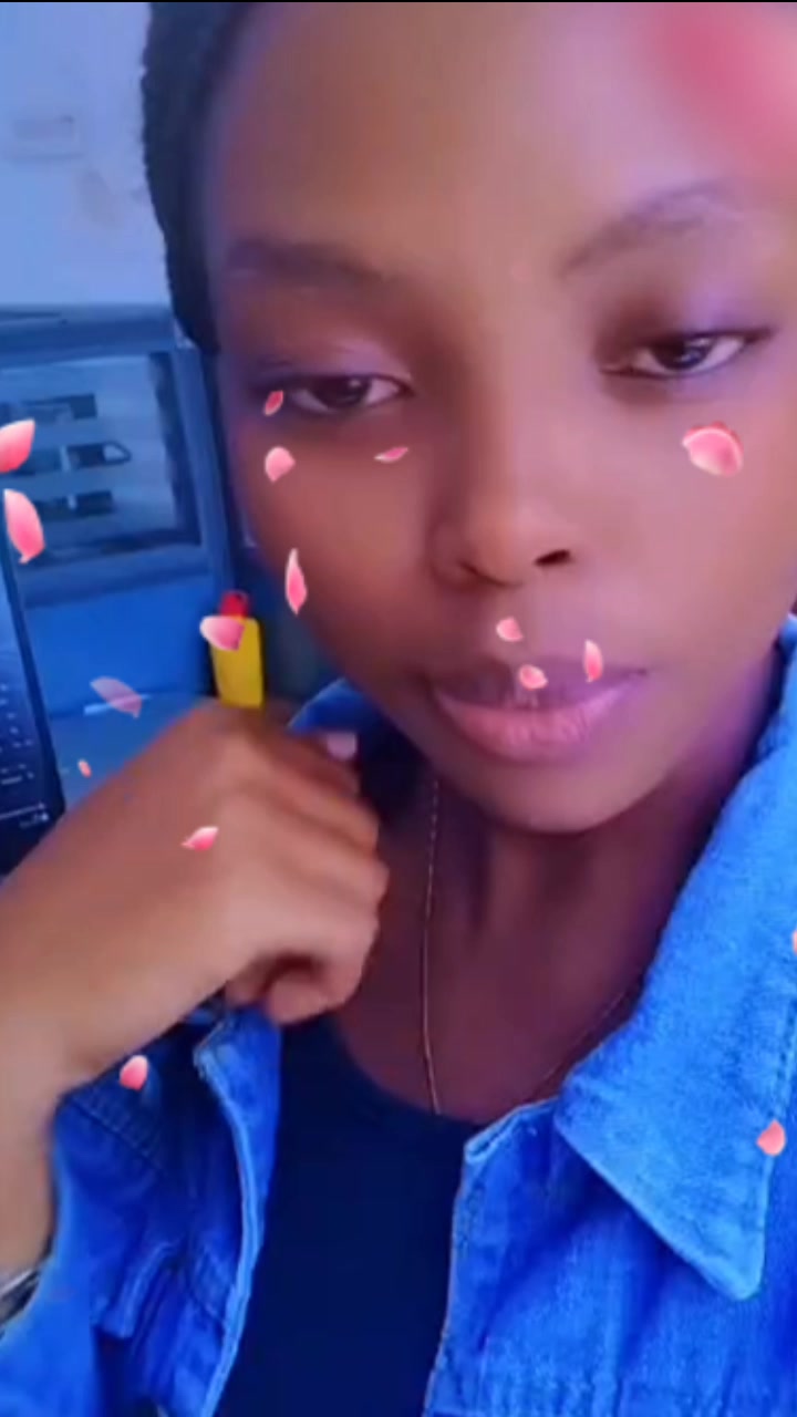@Gloria Maingi