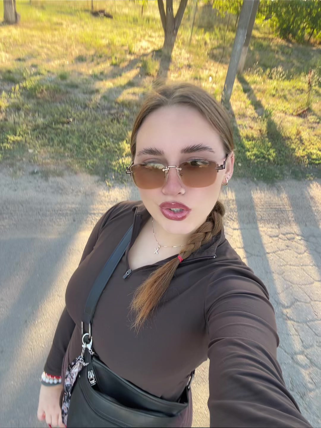 @Лиза