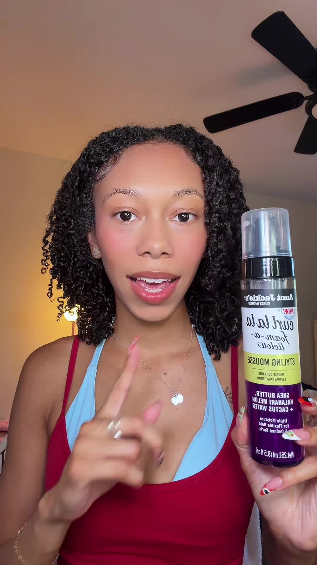@AYSIA NICOLE
