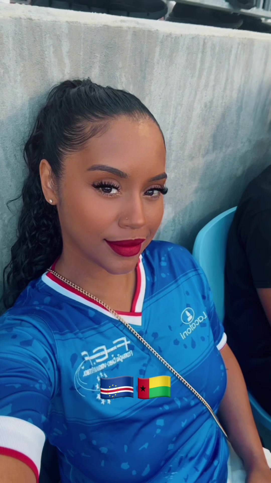 @Lisa__Lopes
