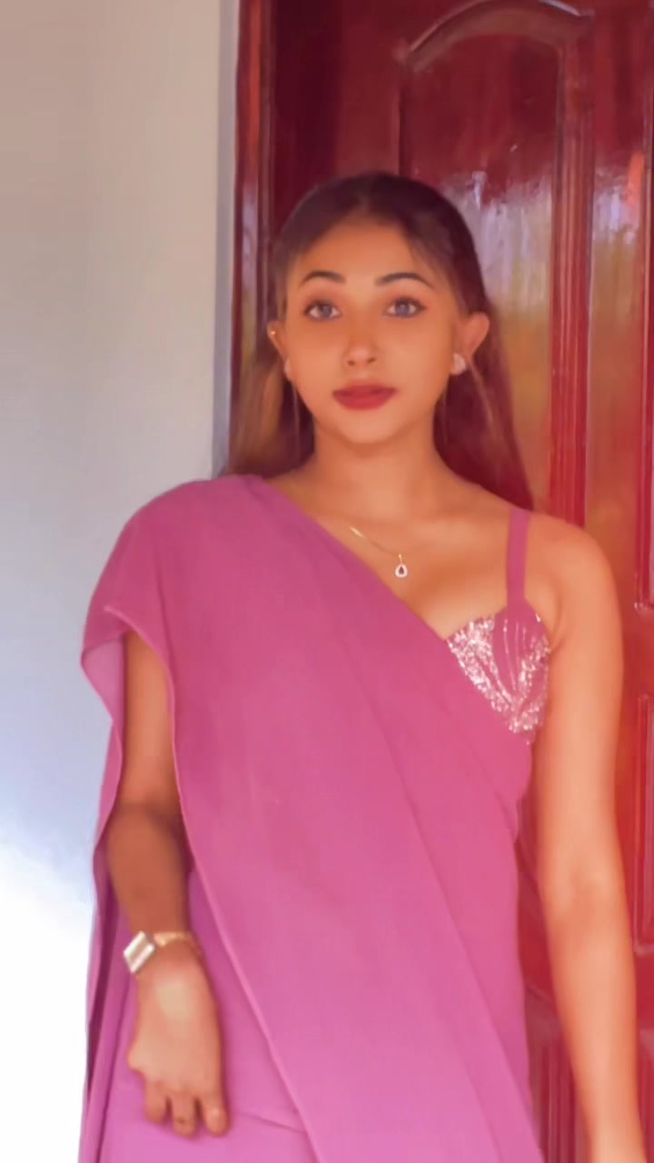 @Manee_🥹🤍