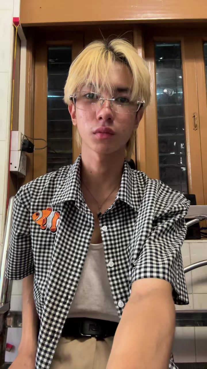 @Lin Myat Thurain