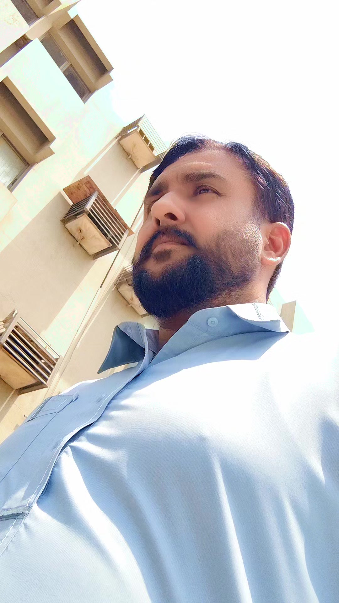 @Naveed Kashmiri 🦁