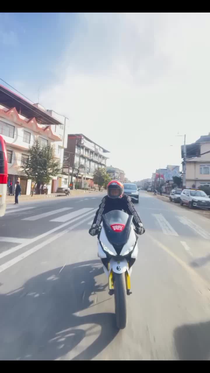 @BikerSpark___