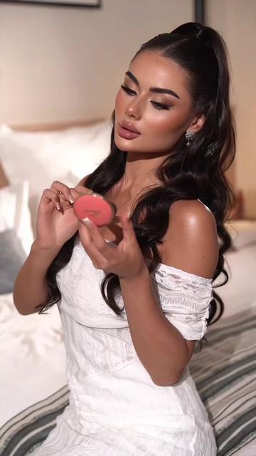 @Dena.makeup