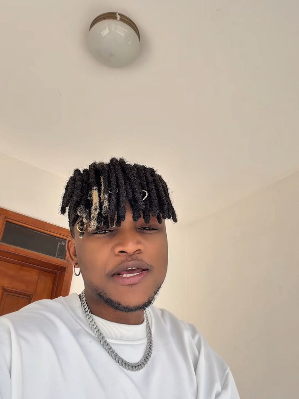 @𝐊𝐎𝐙𝐄 𝐋𝐀𝐑𝐈 𝐏𝐑𝐎𝐌𝐎