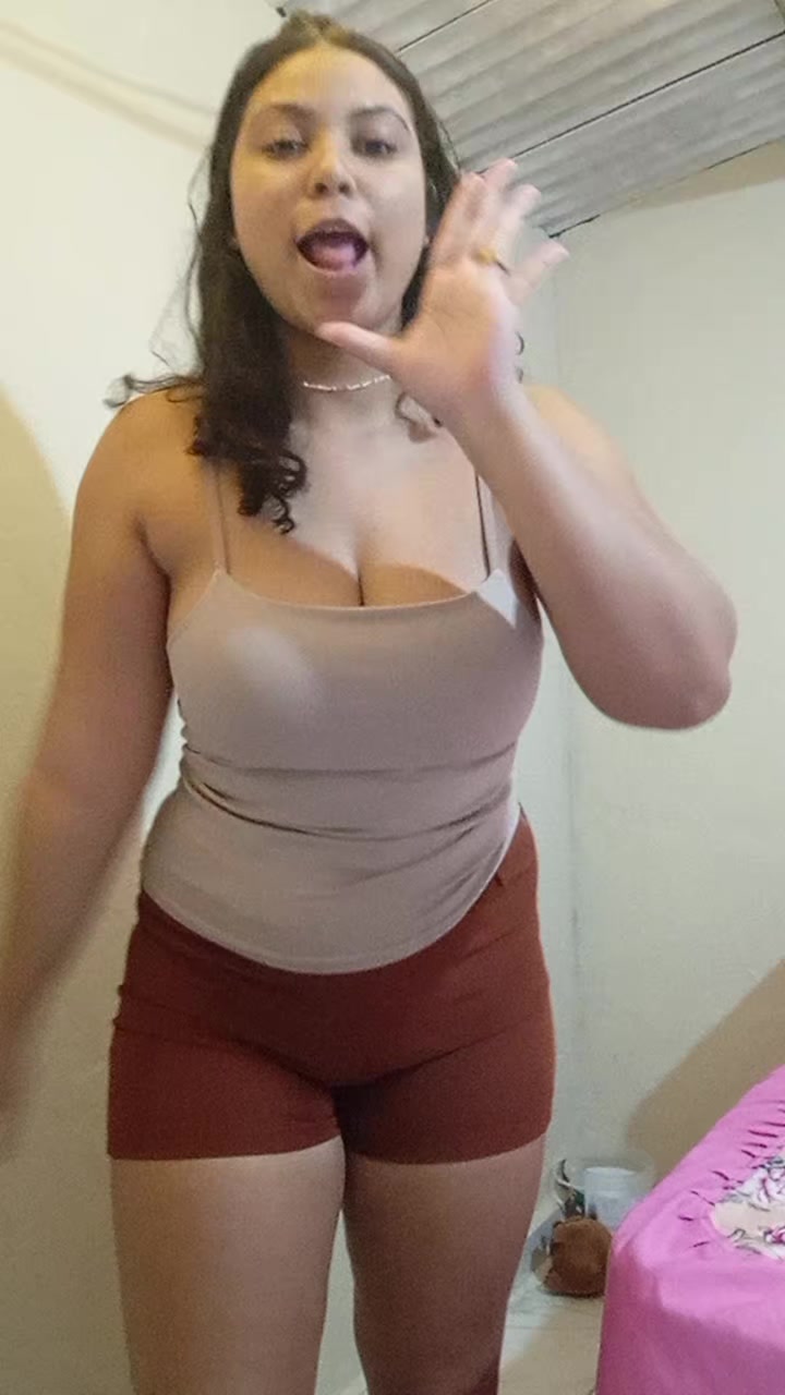 @anavihh