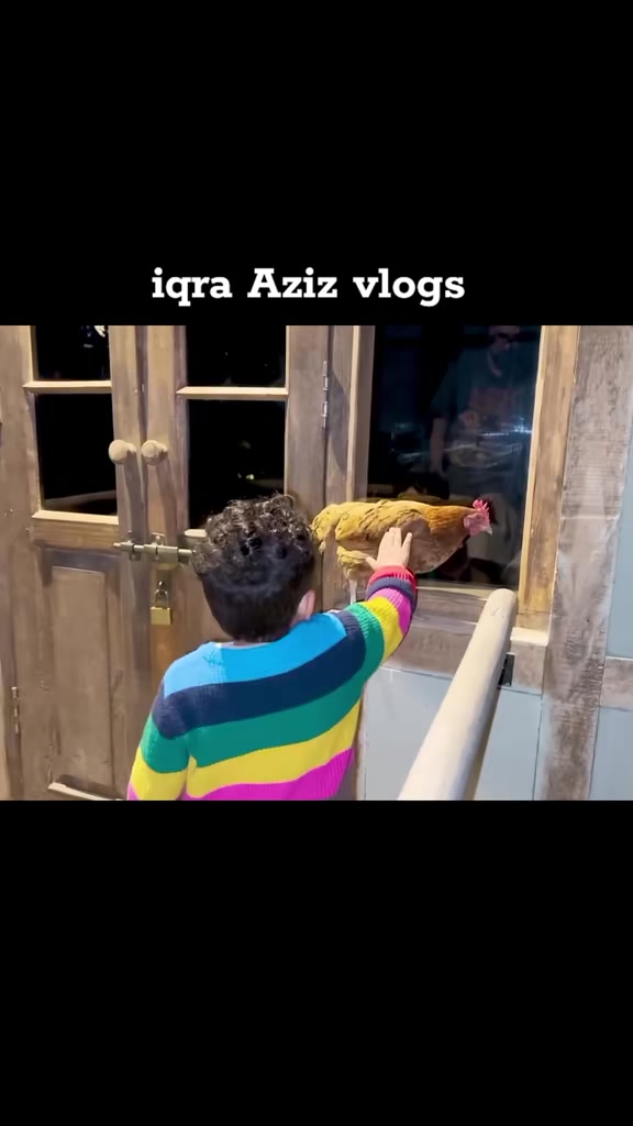 @iqra Aziz vlogs