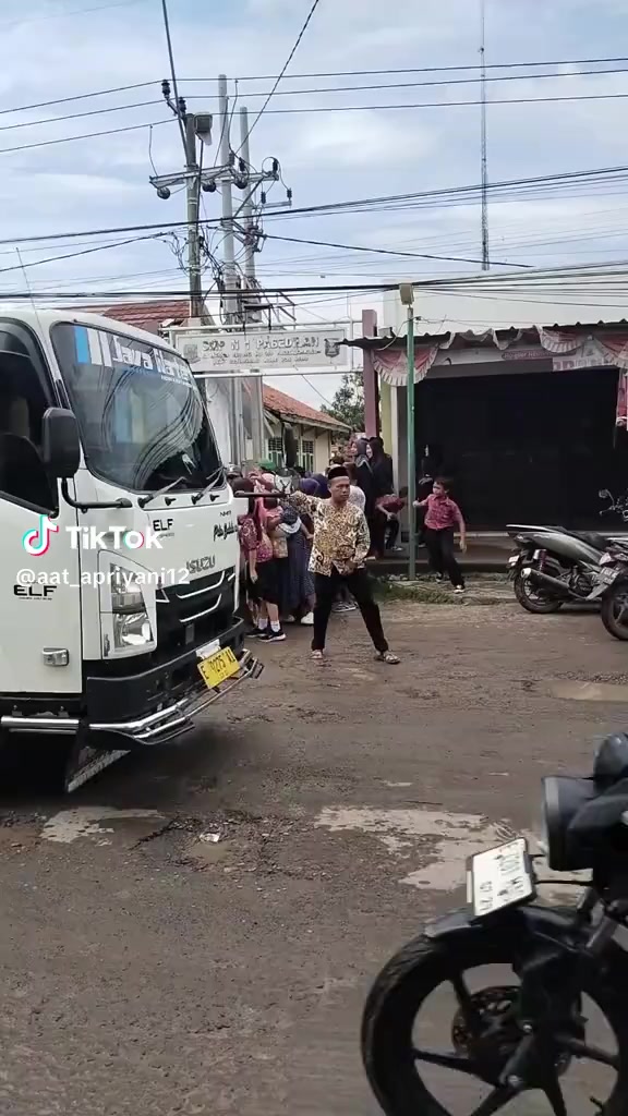 @Si Ganteng Dari Cihirup